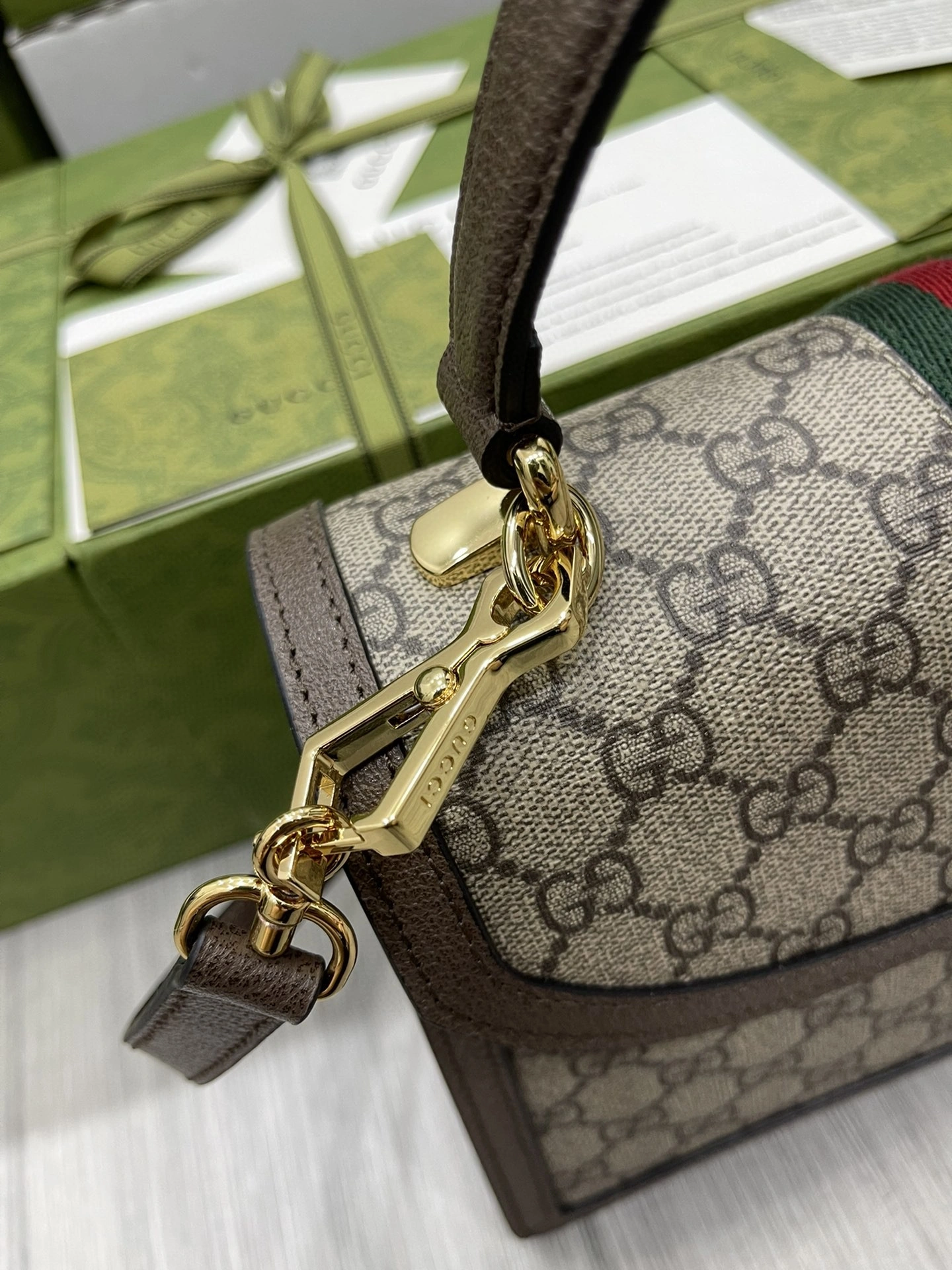 MOMO---651055 item : A-B050H0425A