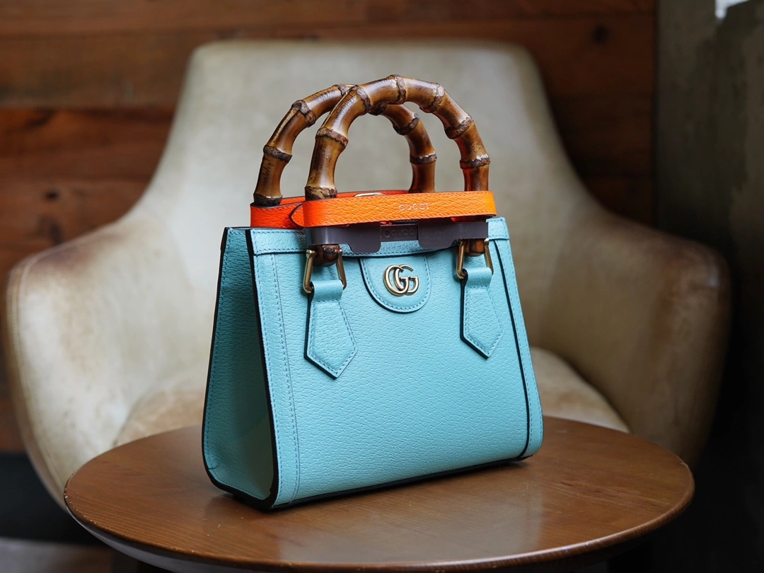 MOMO-- 655661-17QDT-4972 high quality version item：C-B461H1627Q
