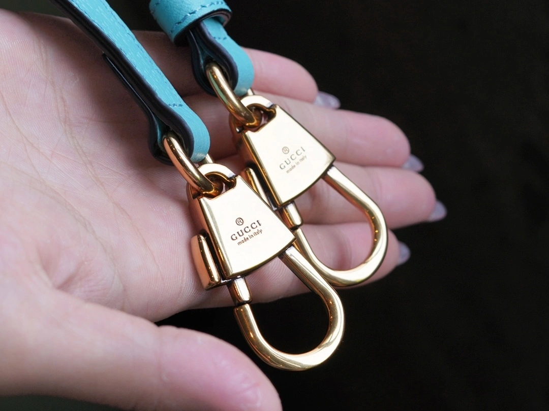 MOMO-- 655661-17QDT-4972 high quality version item：C-B461H1627Q