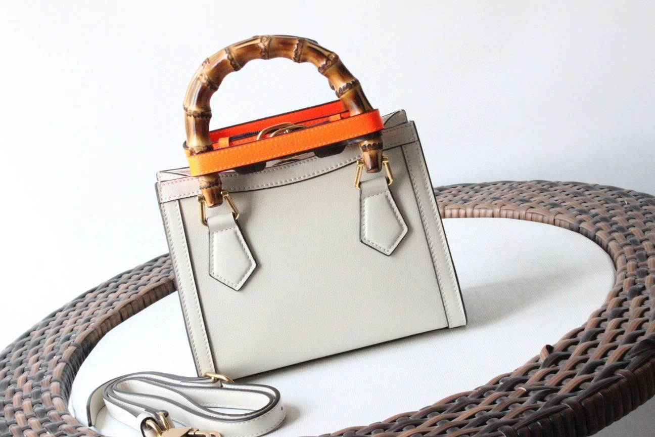 MOMO---：655661 cowhide item : A-B191H0337A