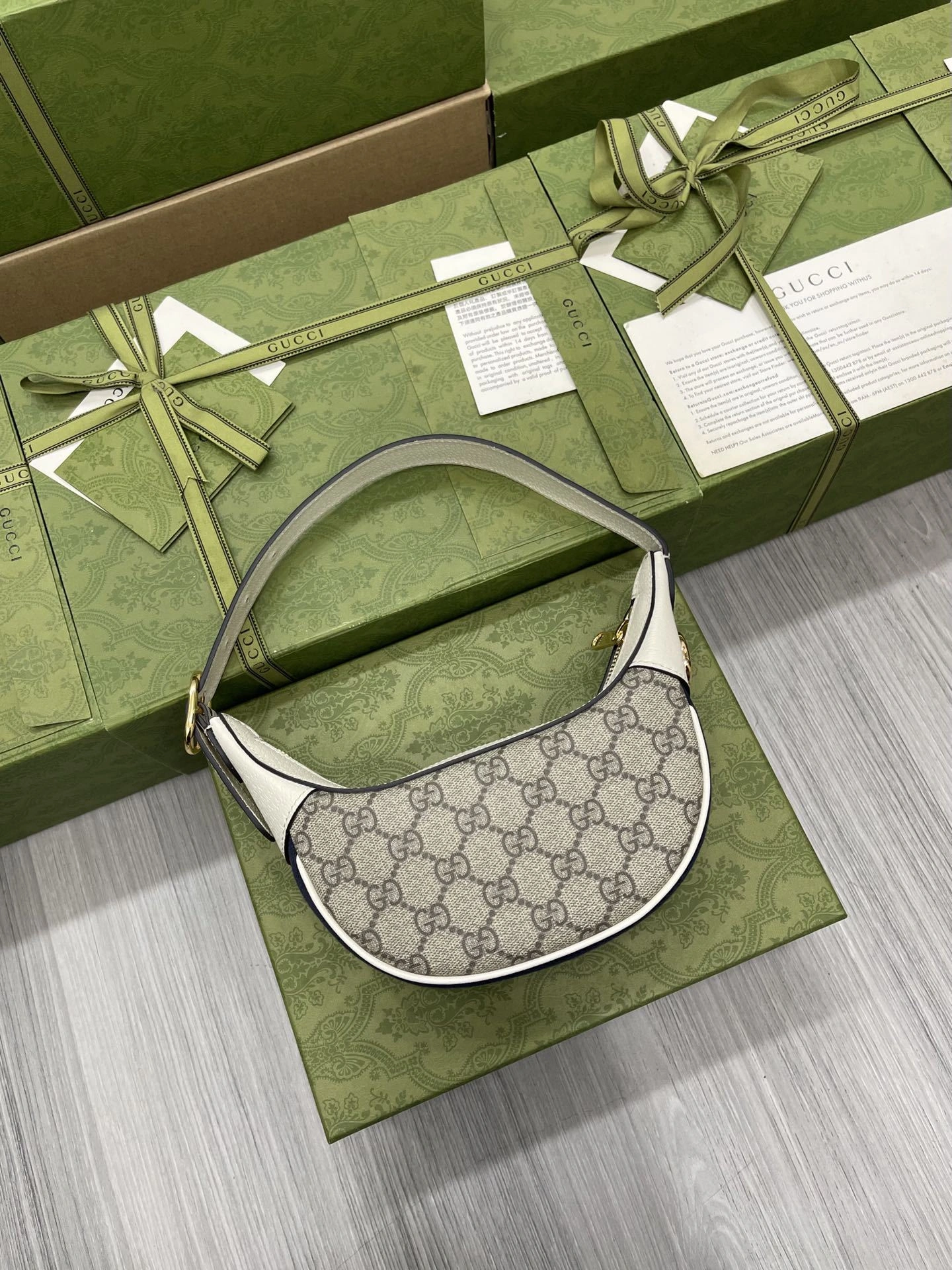 MOMO-- 658551-96IWG-9794 high quality version item：C-B007F1831R