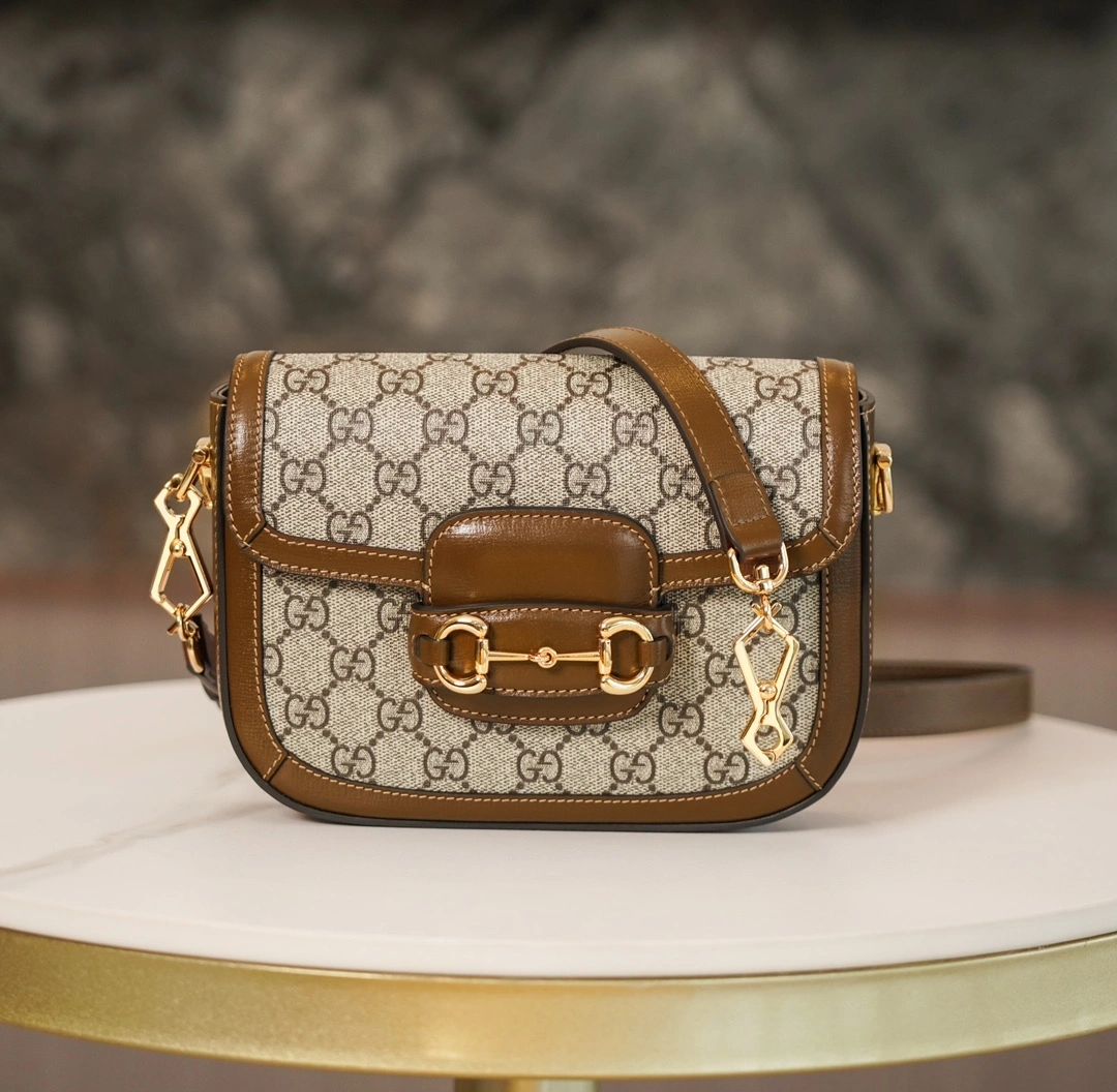 MOMO-- ‎658574-HUHHG-8565 high quality version item：C-B461H0704Q