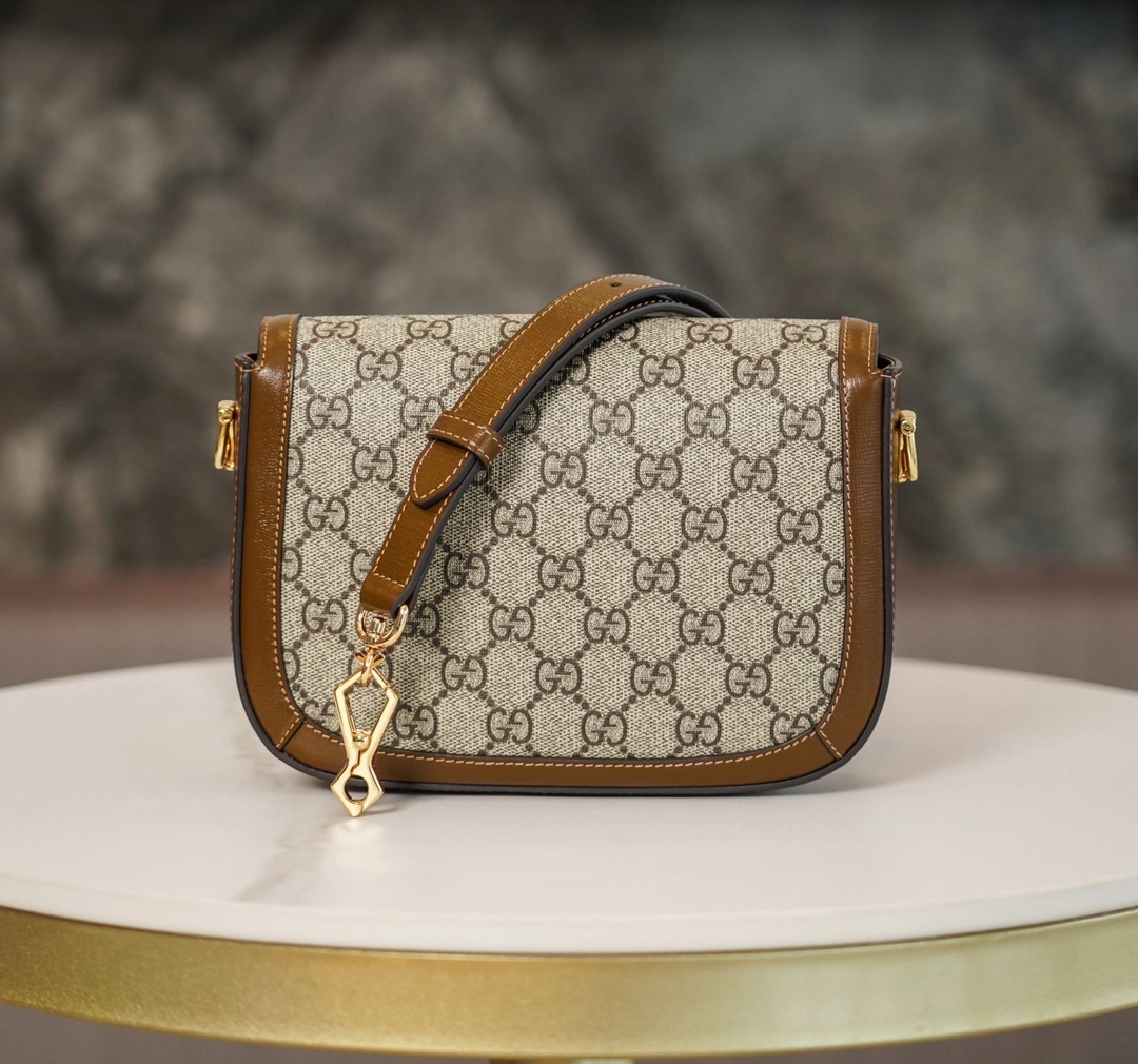 MOMO-- ‎658574-HUHHG-8565 high quality version item：C-B461H0704Q
