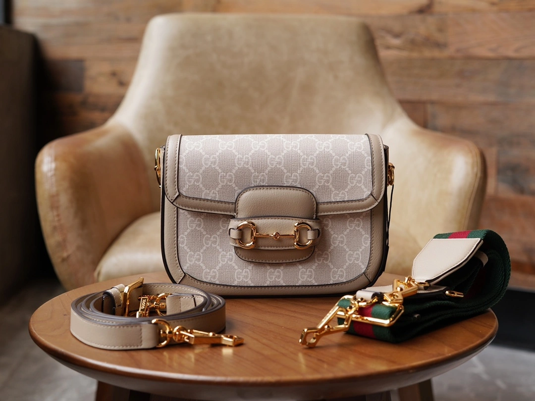 MOMO-- 658574-UULAG-9682 high quality version item：C-B461H1786Q