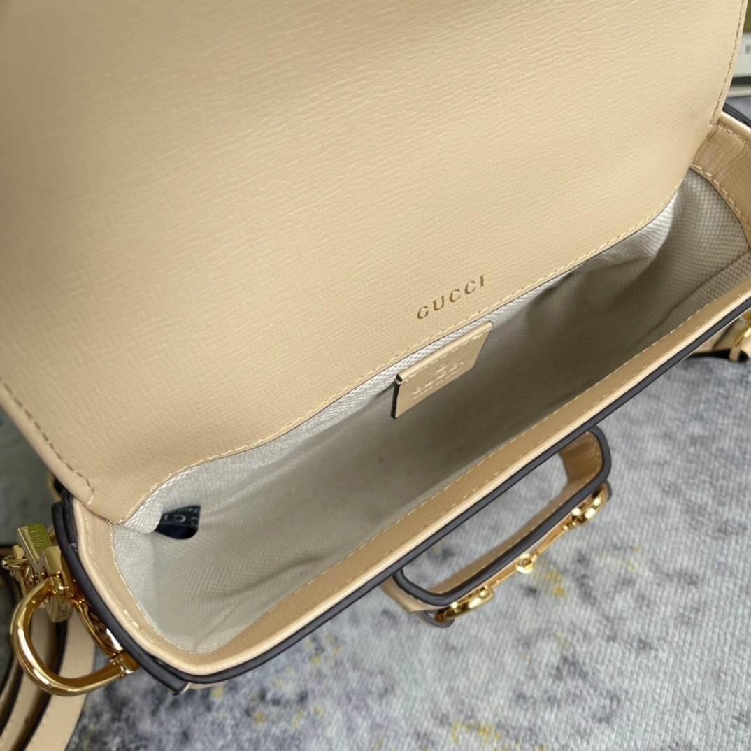 MOMO---658574 item : A-B00H1709A