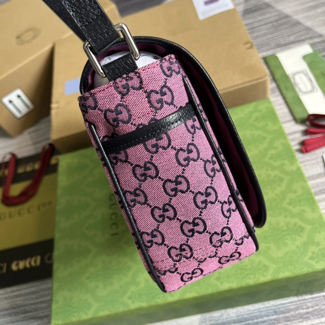 MOMO-- 664143-2UZAN-5463 high quality version item：C-B007F1835R