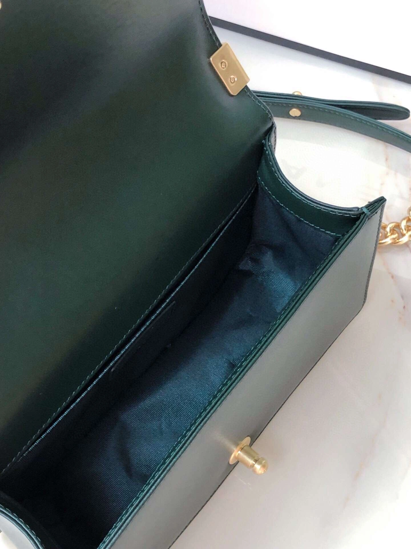 *MOMO---67086 cowhide item : A-B307G2614