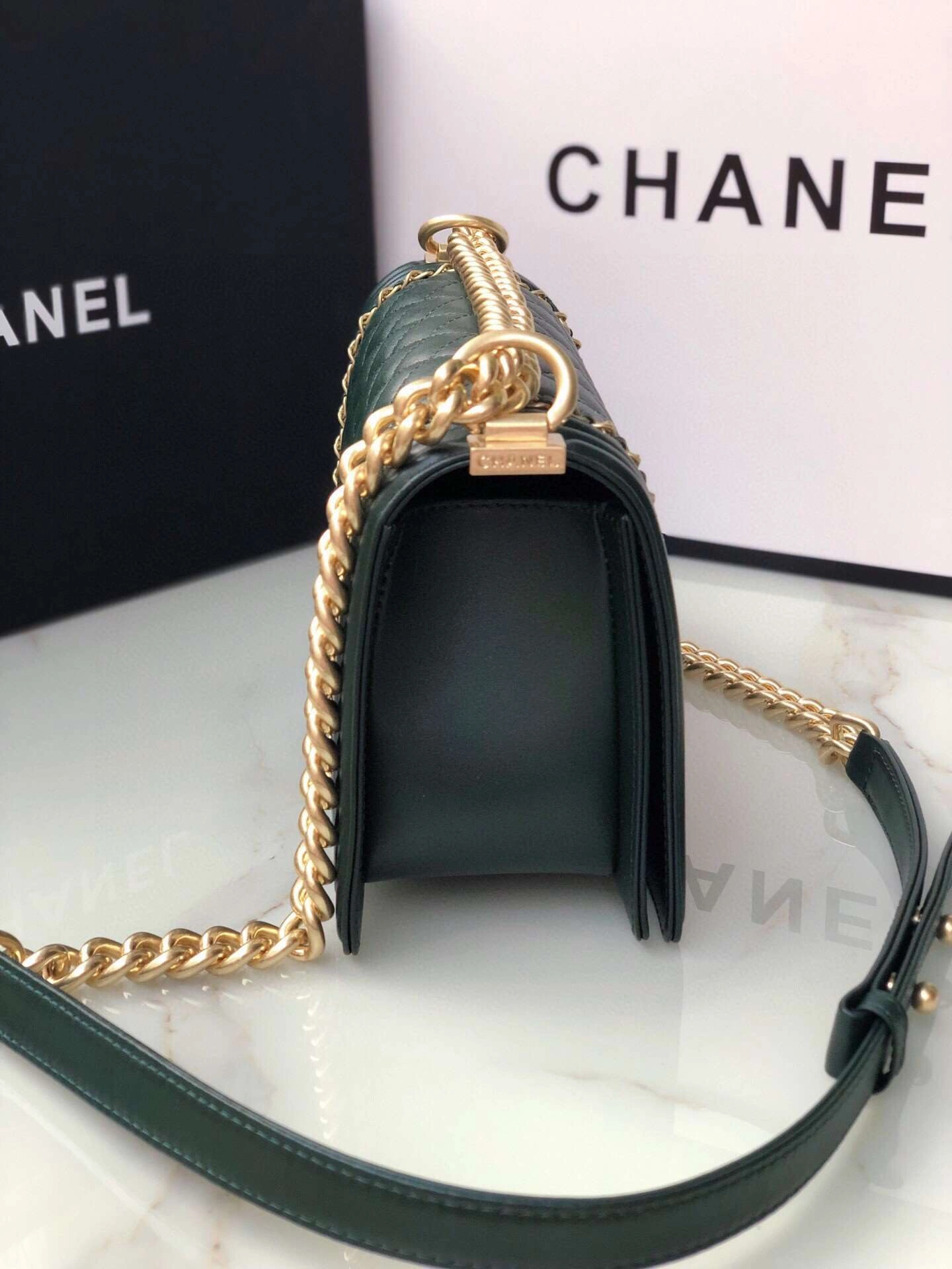 *MOMO---67086 cowhide item : A-B307G2614