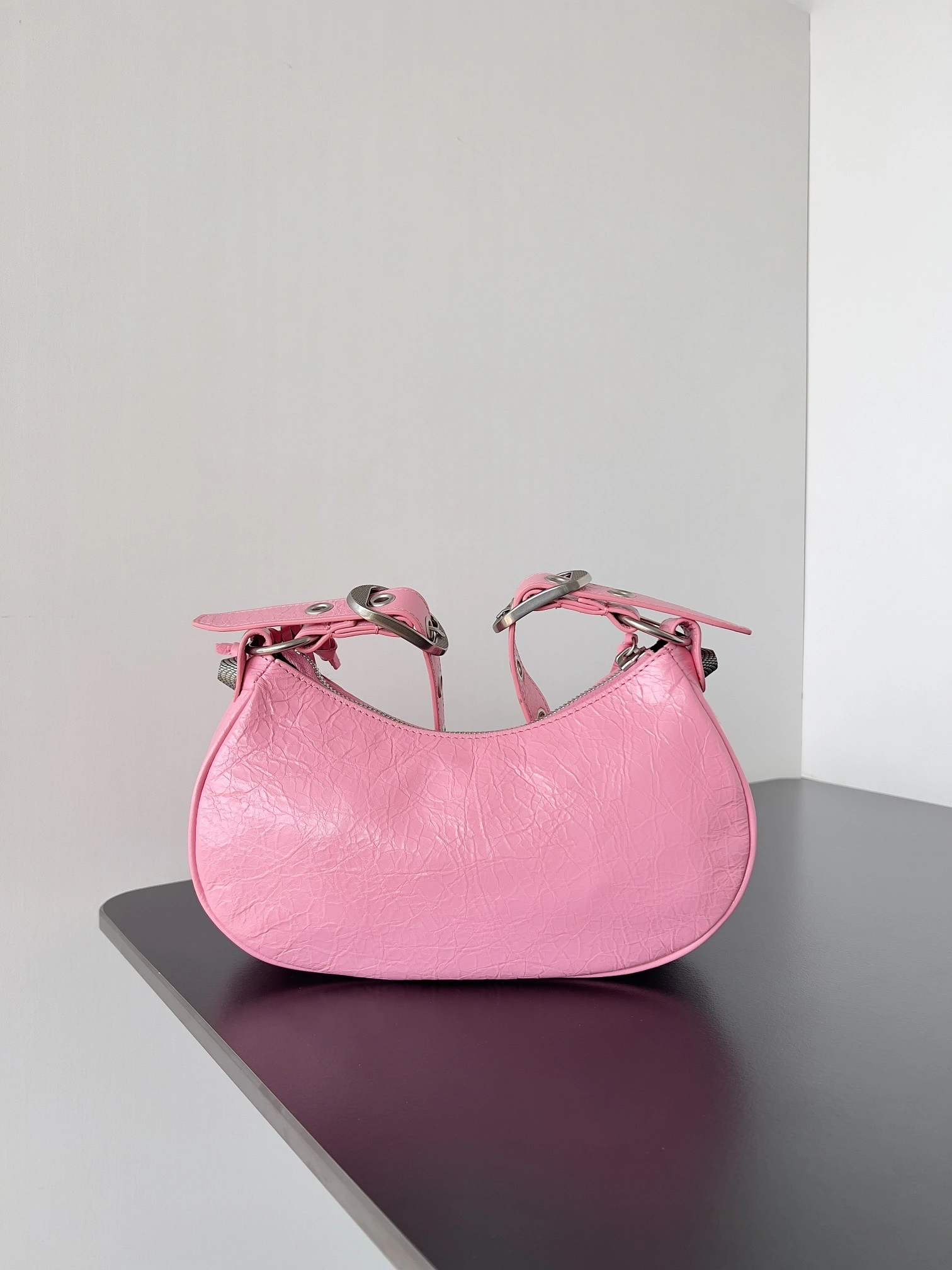 MOMO-- 6713091VG9Y5812 Le Cagole item:C-B063L0862R
