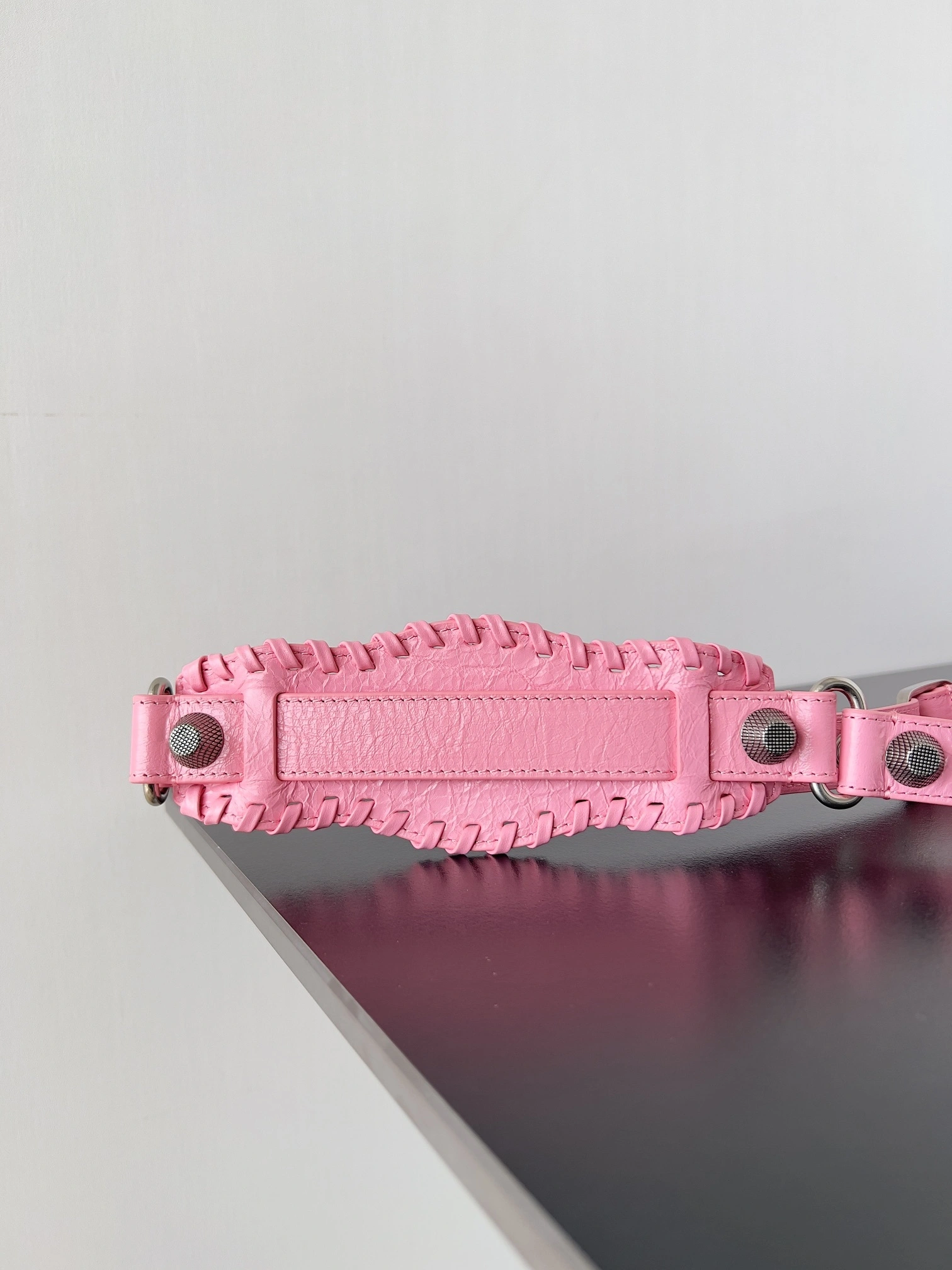 MOMO-- 6713091VG9Y5812 Le Cagole item:C-B063L0862R