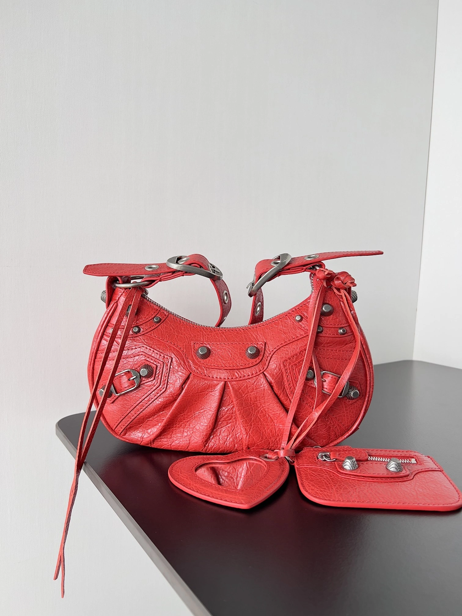 MOMO-- 6713091VG9Y6534 Le Cagole item:C-B063L0861R