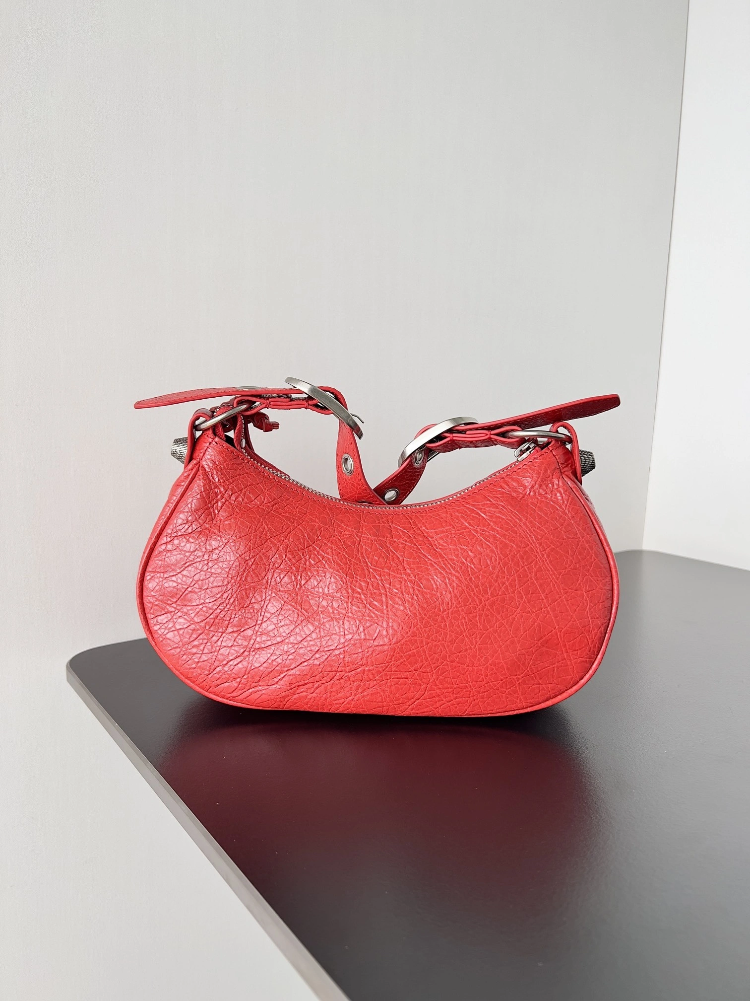 MOMO-- 6713091VG9Y6534 Le Cagole item:C-B063L0861R