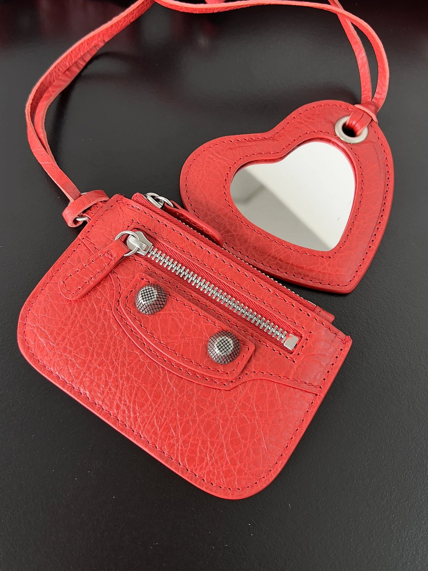 MOMO-- 6713091VG9Y6534 Le Cagole item:C-B063L0861R
