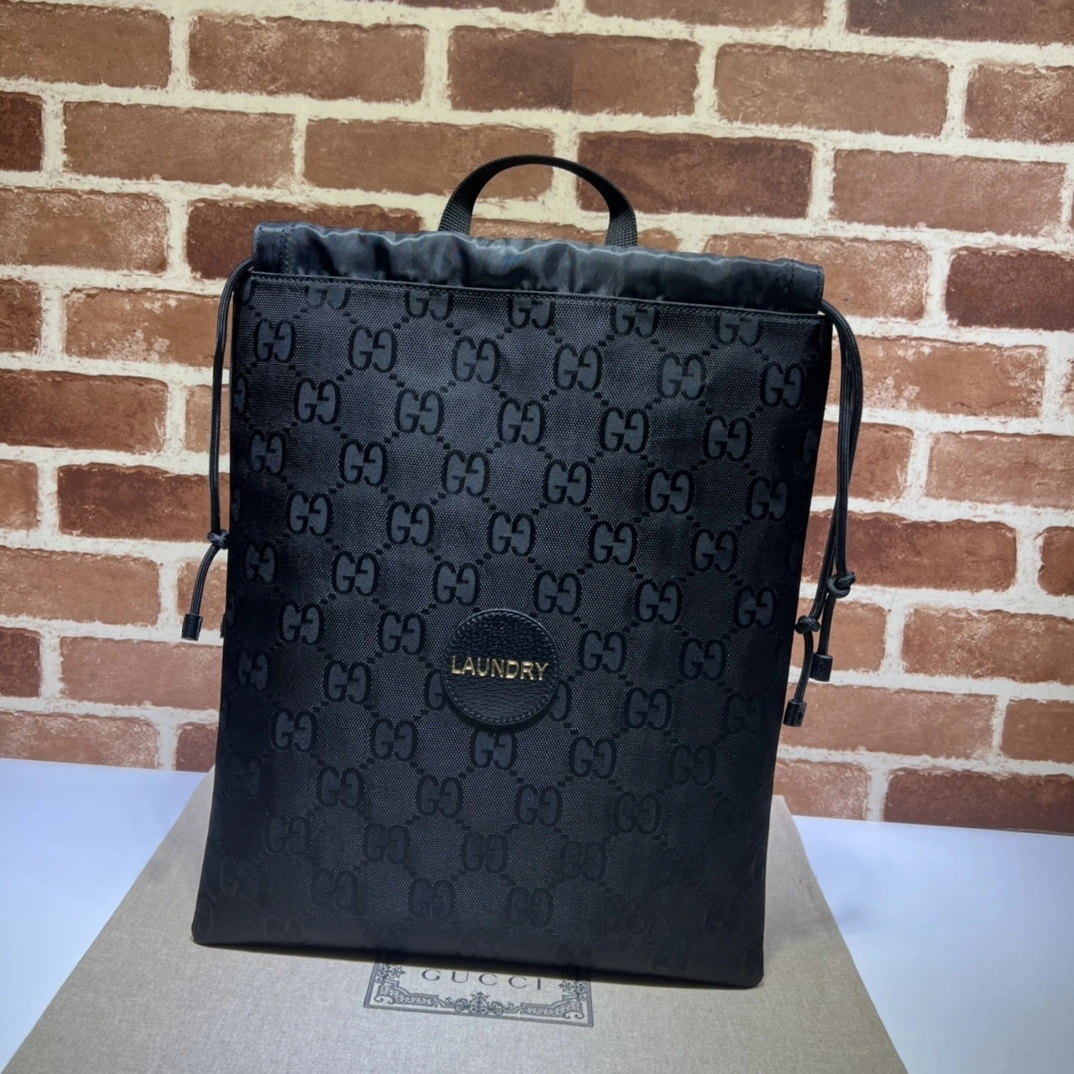 MOMO-- 674247-UKDQN-1000 item:D-B063E1137