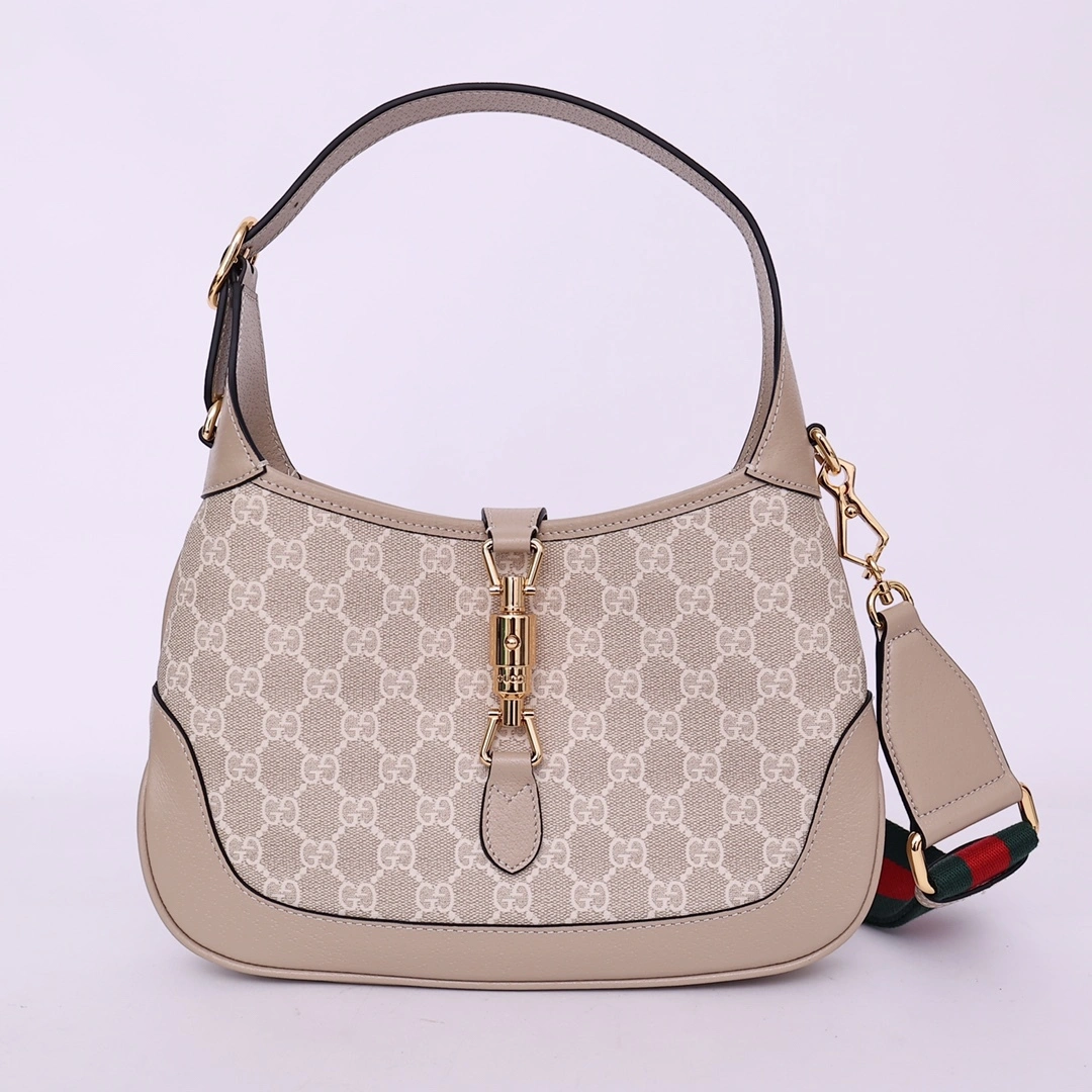 MOMO-- 678843-UULAG-9682 item：C-B000G2013R