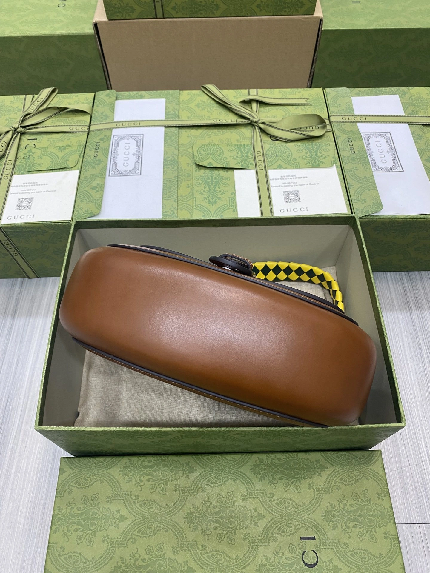 MOMO-- 679540-UD0WN-2598 high quality version item：C-B007F1870R