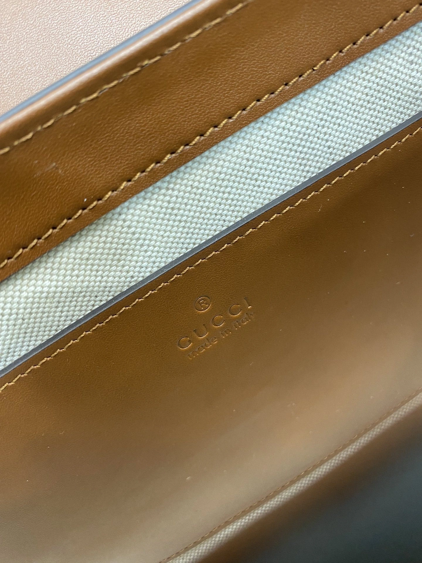 MOMO-- 679540-UD0WN-2598 high quality version item：C-B007F1870R