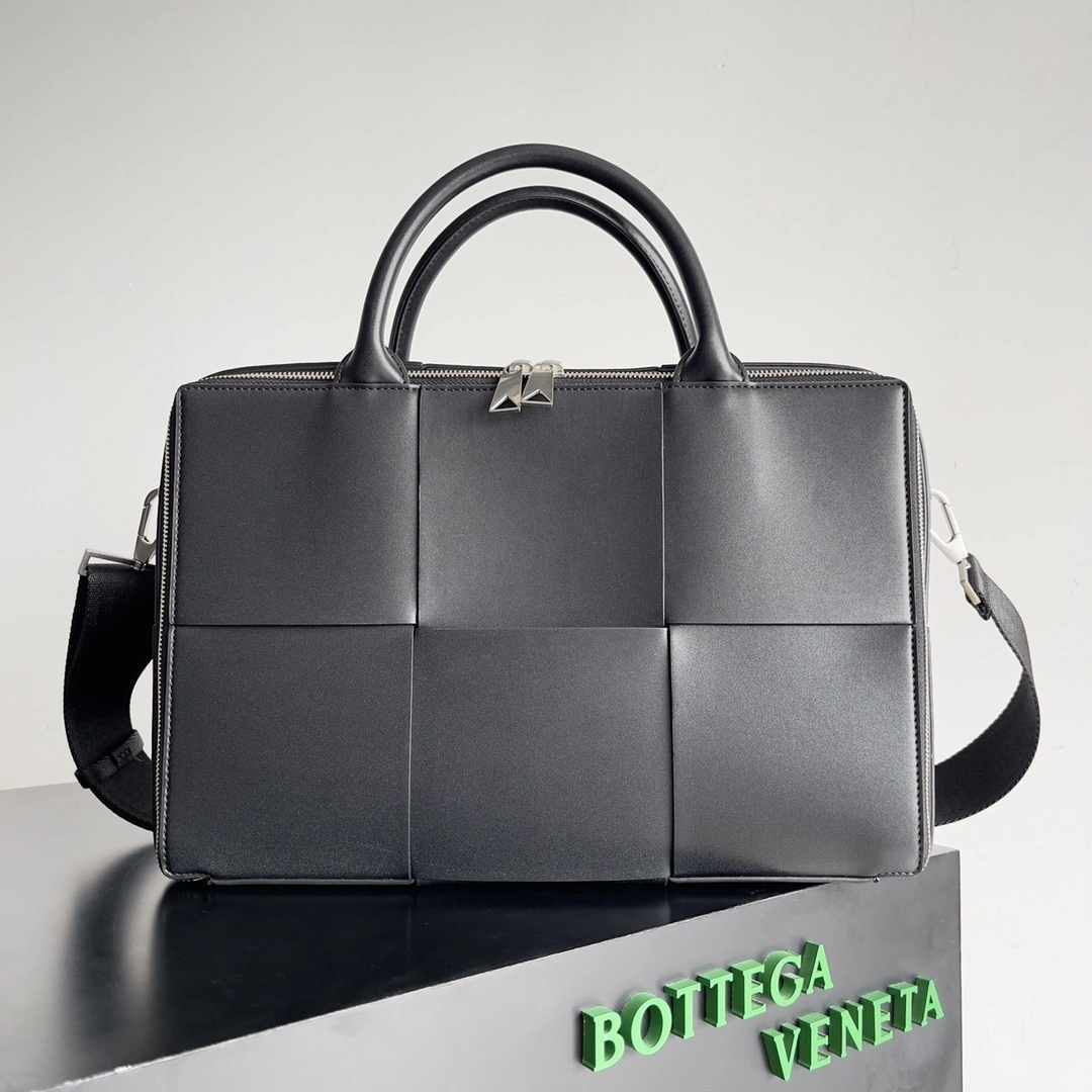 MOMO-- 680120-VB1K1-8480 item:C-B063L0957R