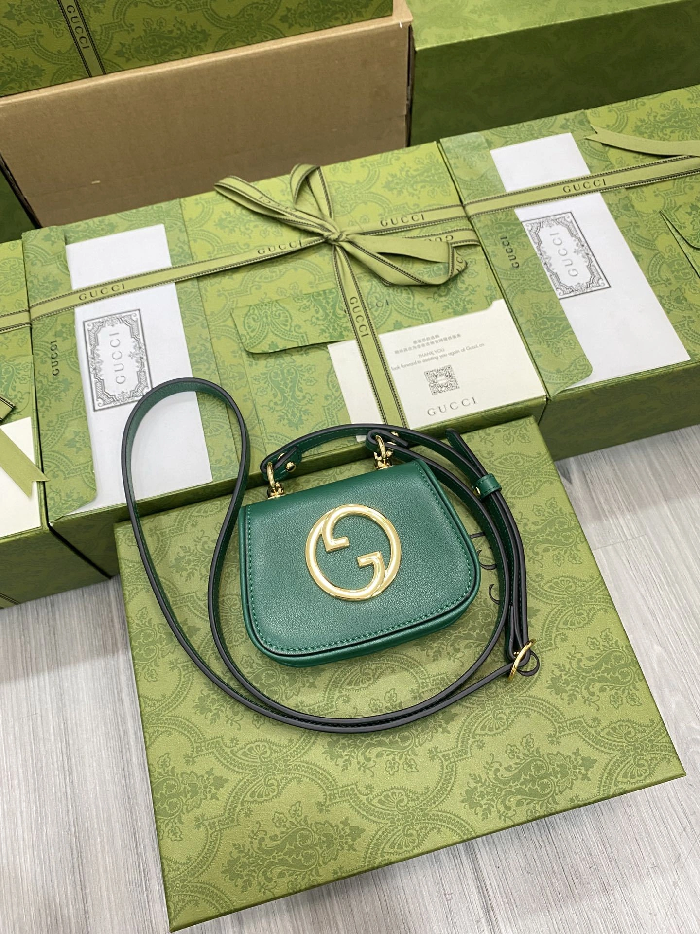 MOMO-- 698635-UXX0G-3120 high quality version item：C-B007F1839R