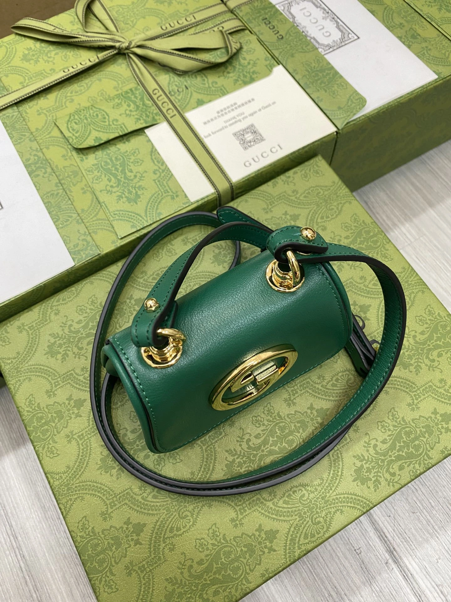 MOMO-- 698635-UXX0G-3120 high quality version item：C-B007F1839R