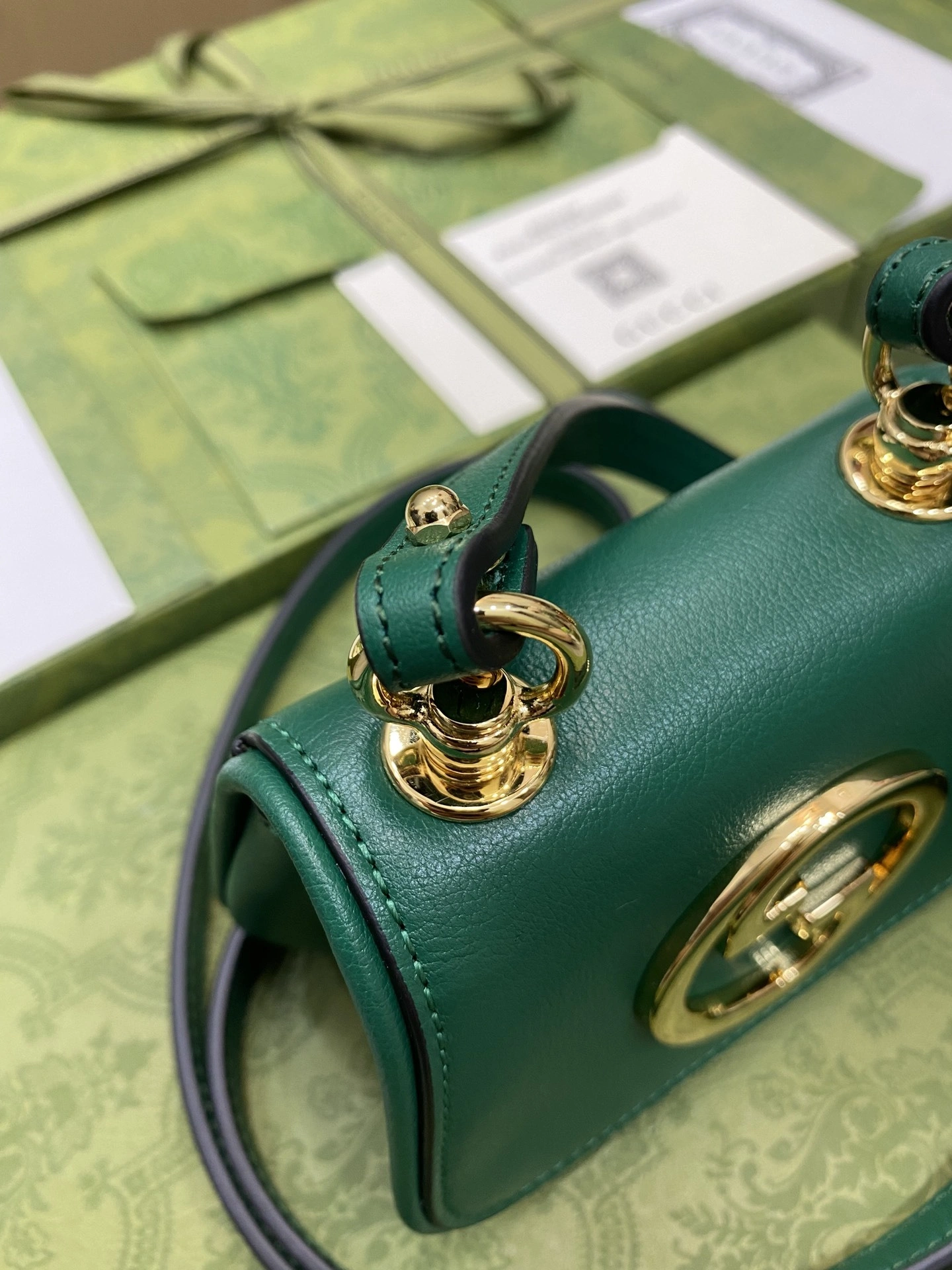 MOMO-- 698635-UXX0G-3120 high quality version item：C-B007F1839R