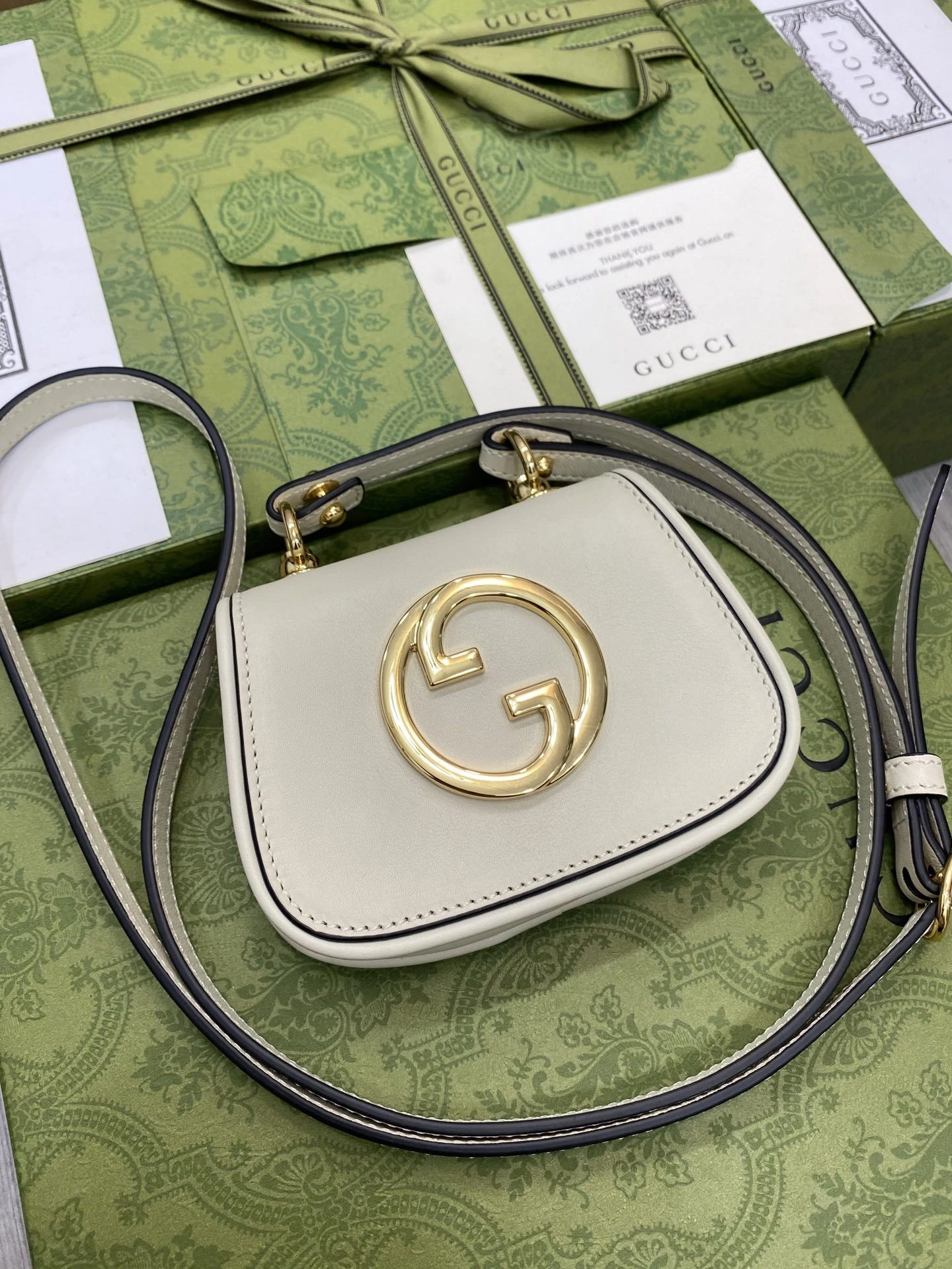 MOMO-- 698635-UXX0G-9022 high quality version item：C-B007F1840R