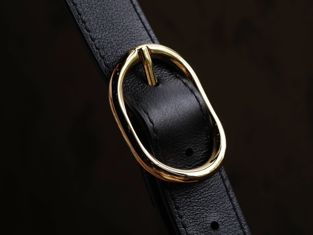 MOMO-- 699268-UXX0G-1000 high quality version item：C-B461H1120Q
