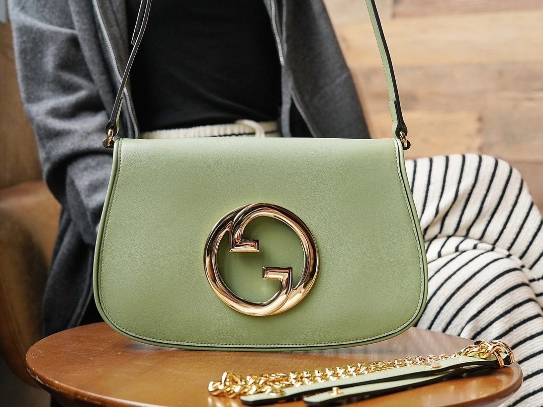 MOMO-- 699268-UXX0G-3408 high quality version item：C-B461H1123Q