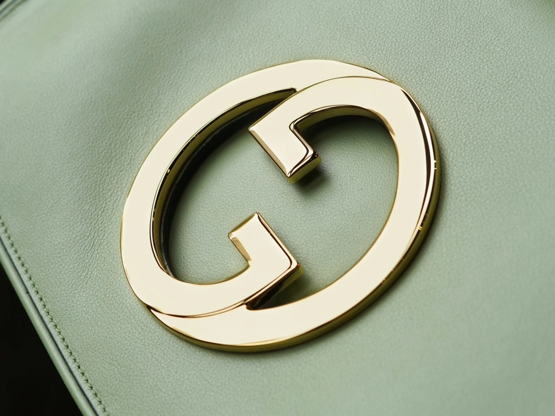 MOMO-- 699268-UXX0G-3408 high quality version item：C-B461H1123Q