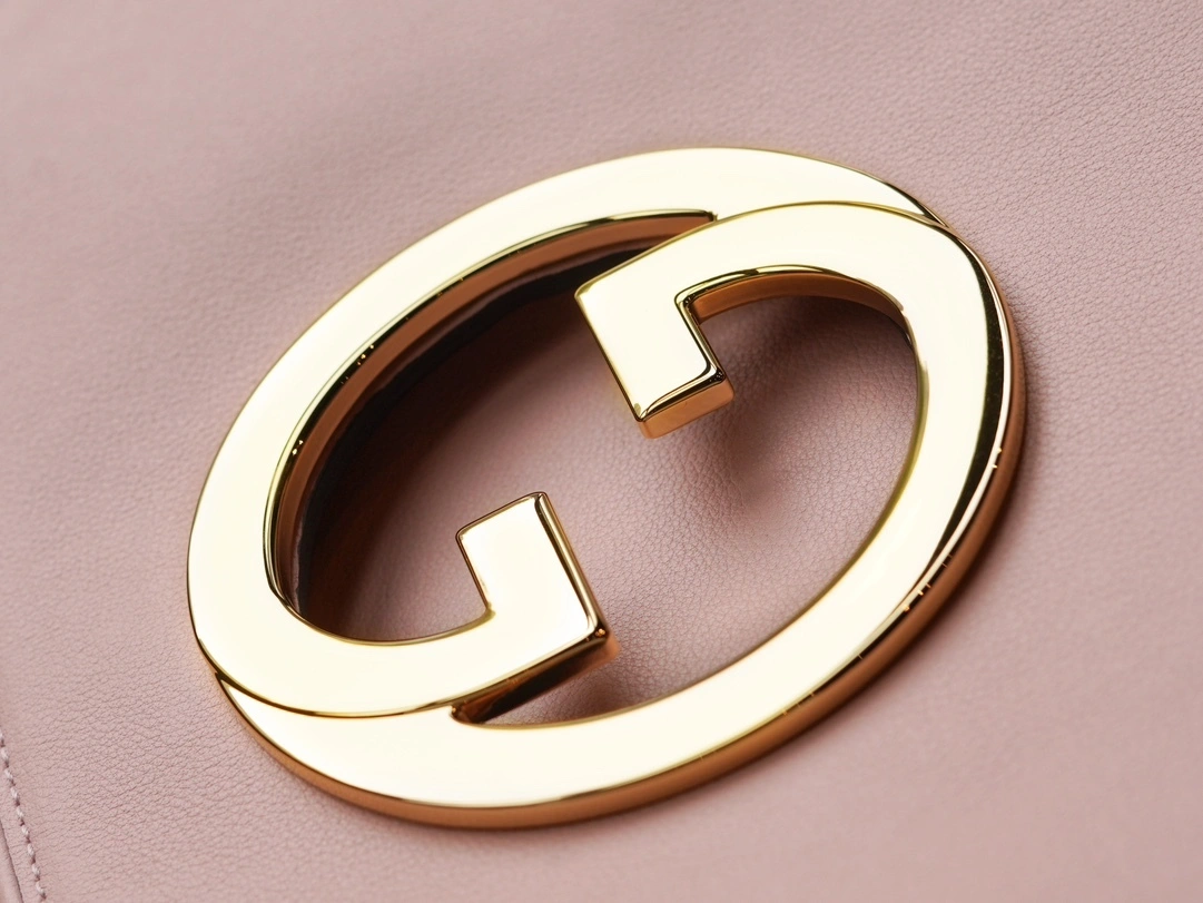 MOMO-- 699268-UXX0G-6910 high quality version item：C-B461H1122Q