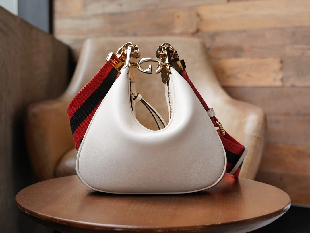 MOMO-- 699409-UXWBG-9109 high quality version item：C-B461H1622Q