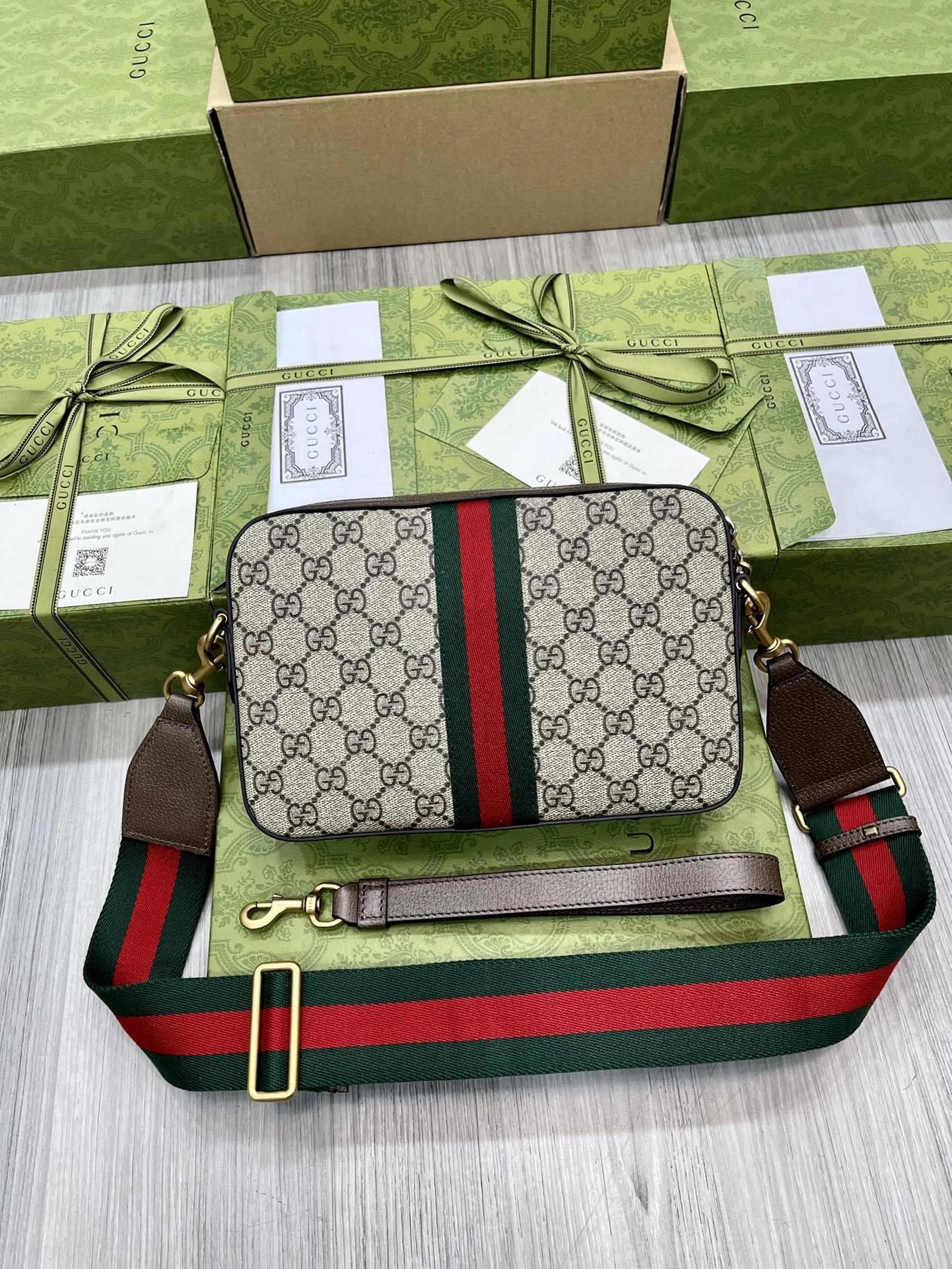 MOMO-- 699439-9C2ST-8920 high quality version item：C-B007F1830R