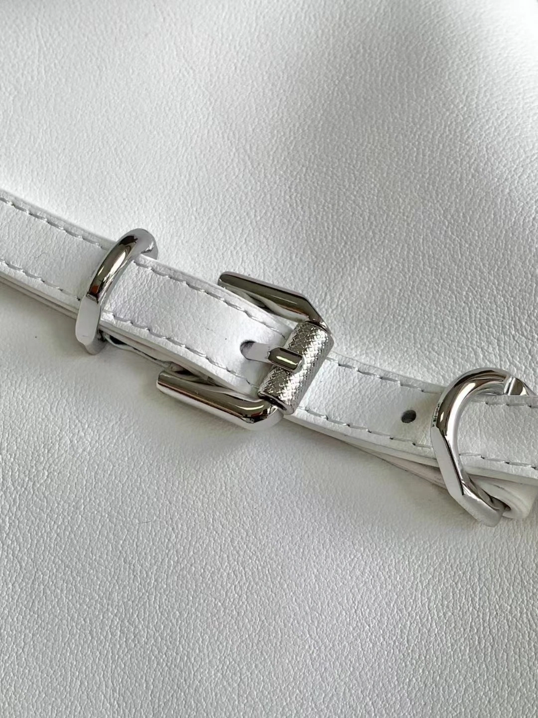MOMO-- 6iv593hy BB50Y4B1Z2-105 high quality version item:E-B177I0358
