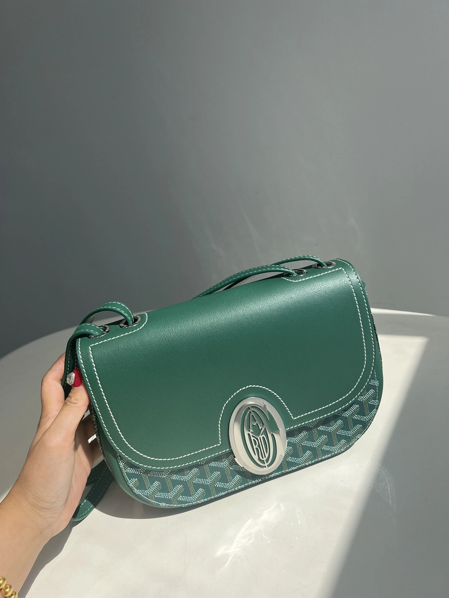 MOMO-- 6oy1r4 233SH2PMLTY09CL09P cowhide item:D-B432F2413