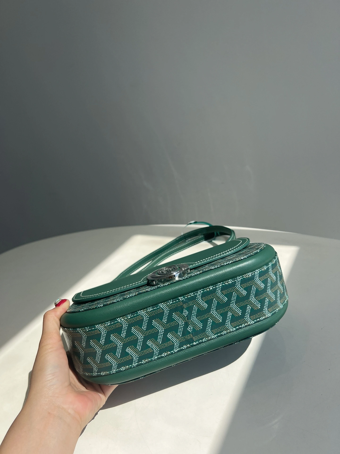 MOMO-- 6oy1r4 233SH2PMLTY09CL09P cowhide item:D-B432F2413