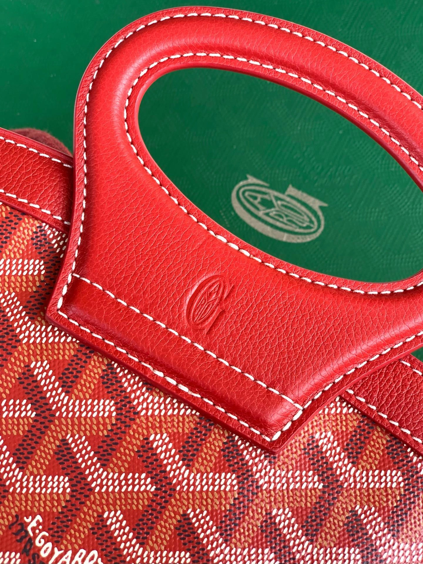 MOMO-- 6oy1r4 BELUGAMINTY-02CL02P high quality version Beluga item:F-B063B0217