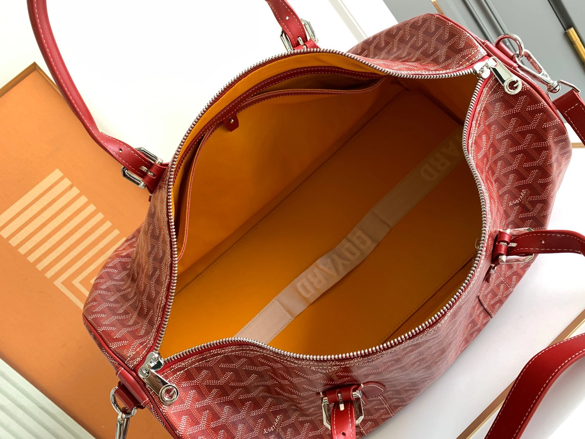 MOMO-- 6oy1r4 BOSTON050TY-02CL02P high quality version item:E-B177I0729