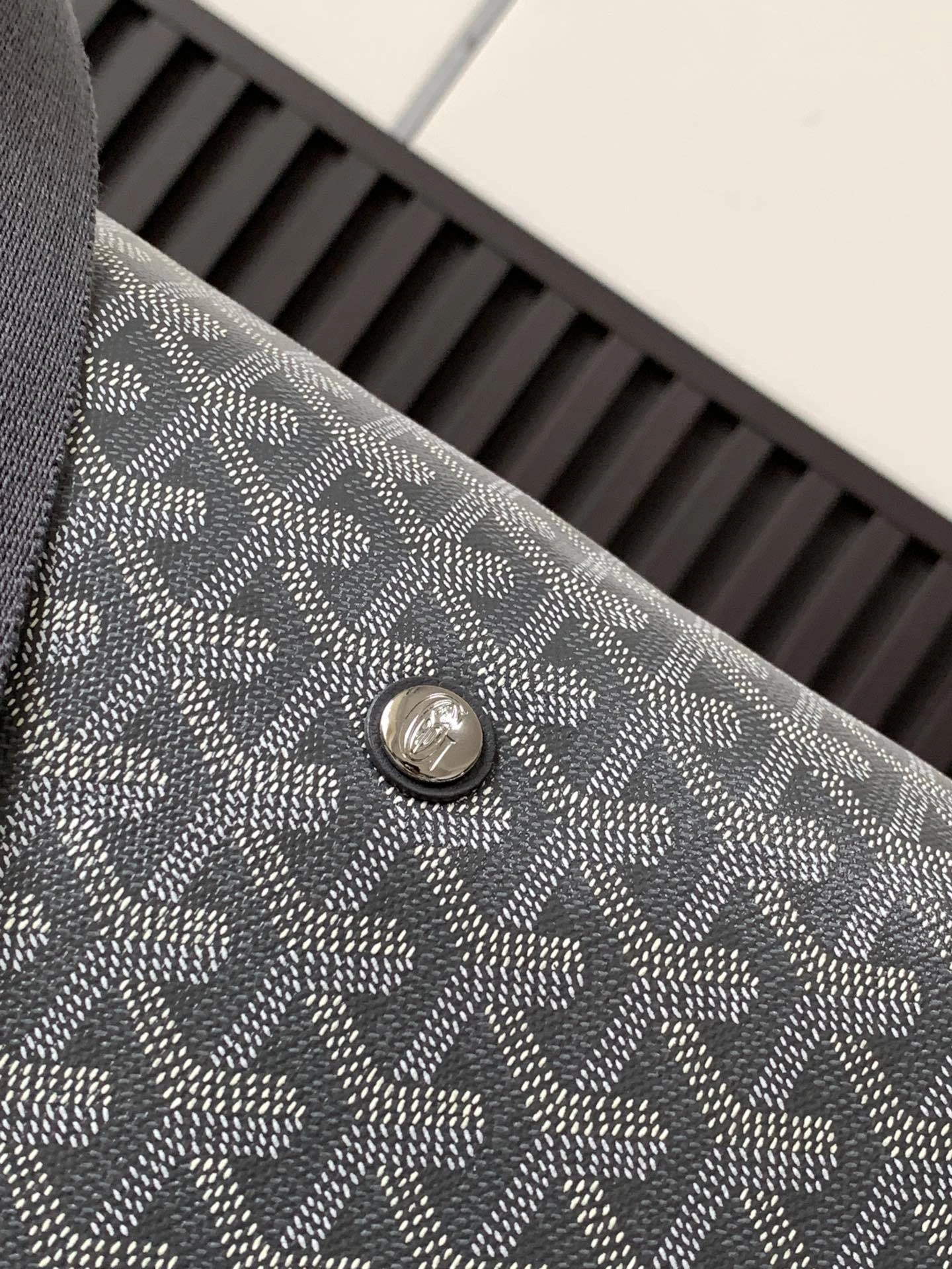 MOMO-- 6oy1r4 CAPETIMMLTY-51CG51P high quality version item:E-B000H1298H
