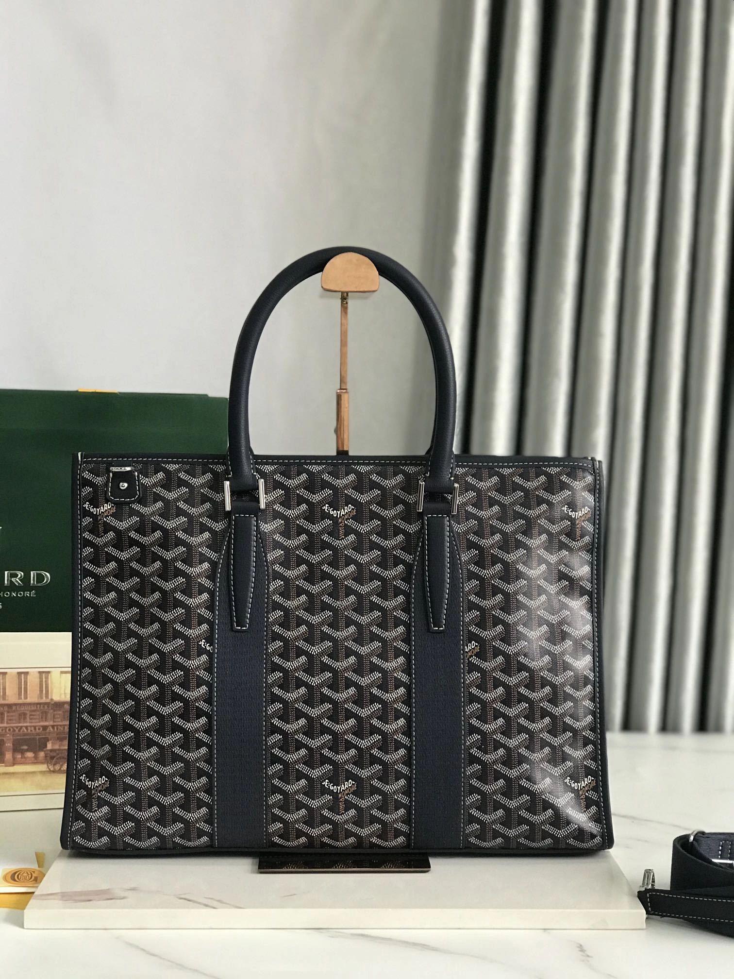 MOMO-- 6oy1r4 MORDOCPMLTY12CL12P high quality version MORVAN item:F-B664A2327