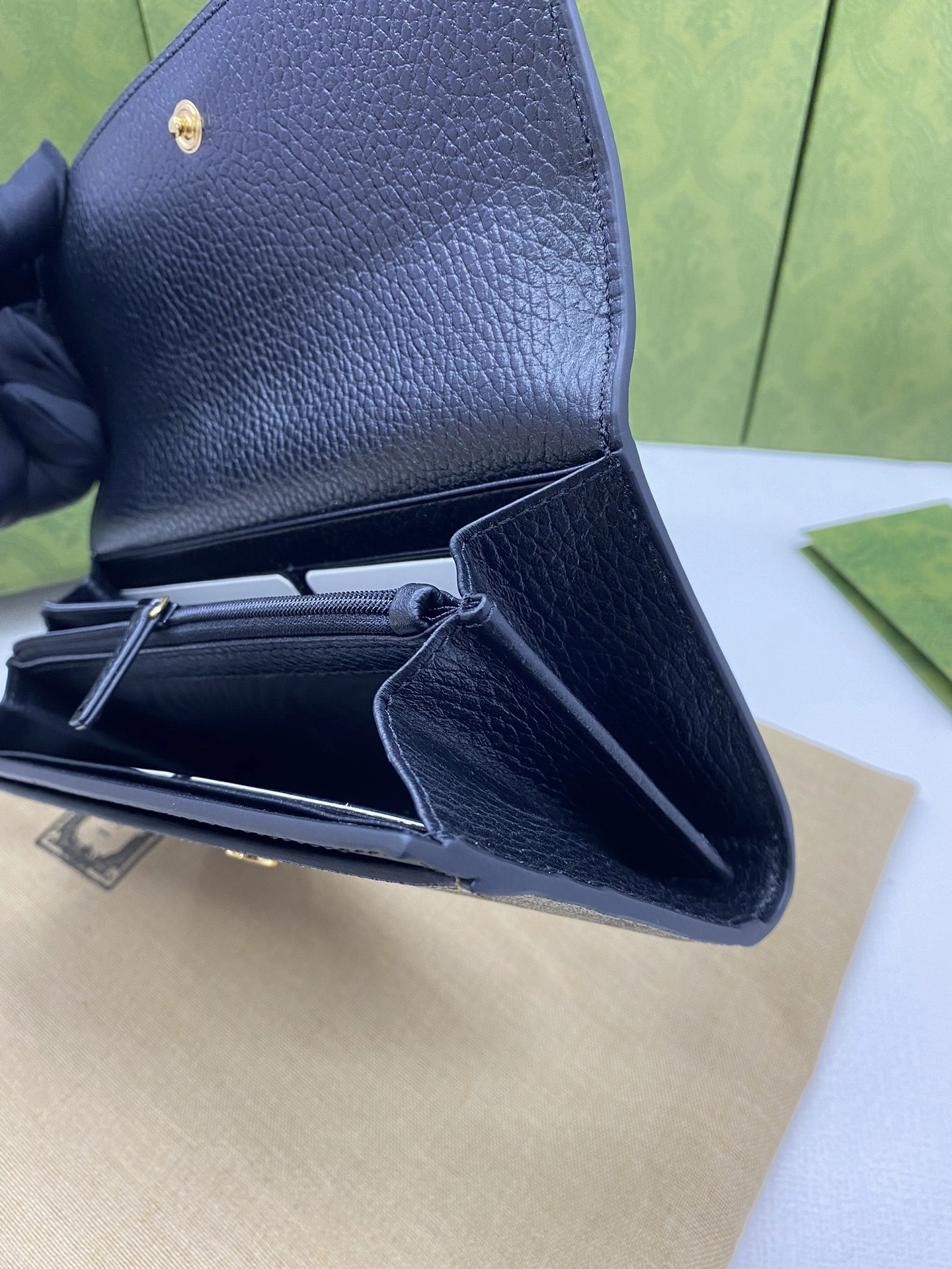&MOMO-- 6u33i 456116-17WAG-1283 Ophidia Calfskin item:D-B106H0110