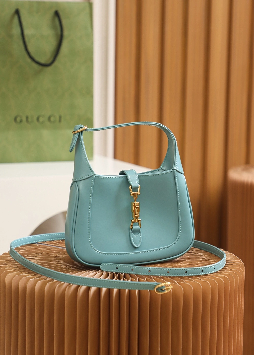 MOMO-- 6u33i 637091 10O0G 4933 𝐉𝐚𝐜𝐤𝐢𝐞 1961 high quality version item:D-B000K2332