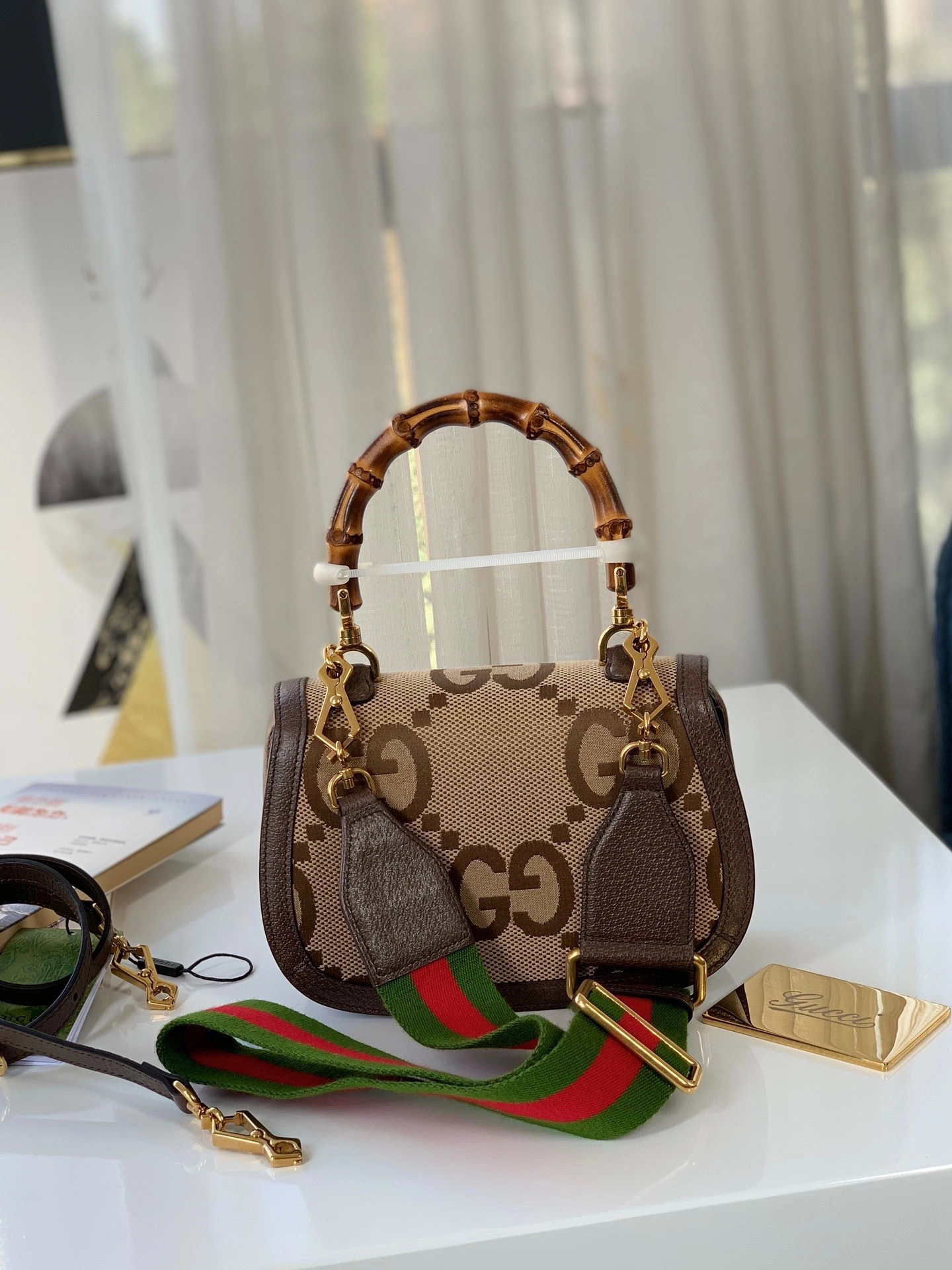 MOMO-- 6u33i 675797-UKMDT-2570 item:D-B063G3132