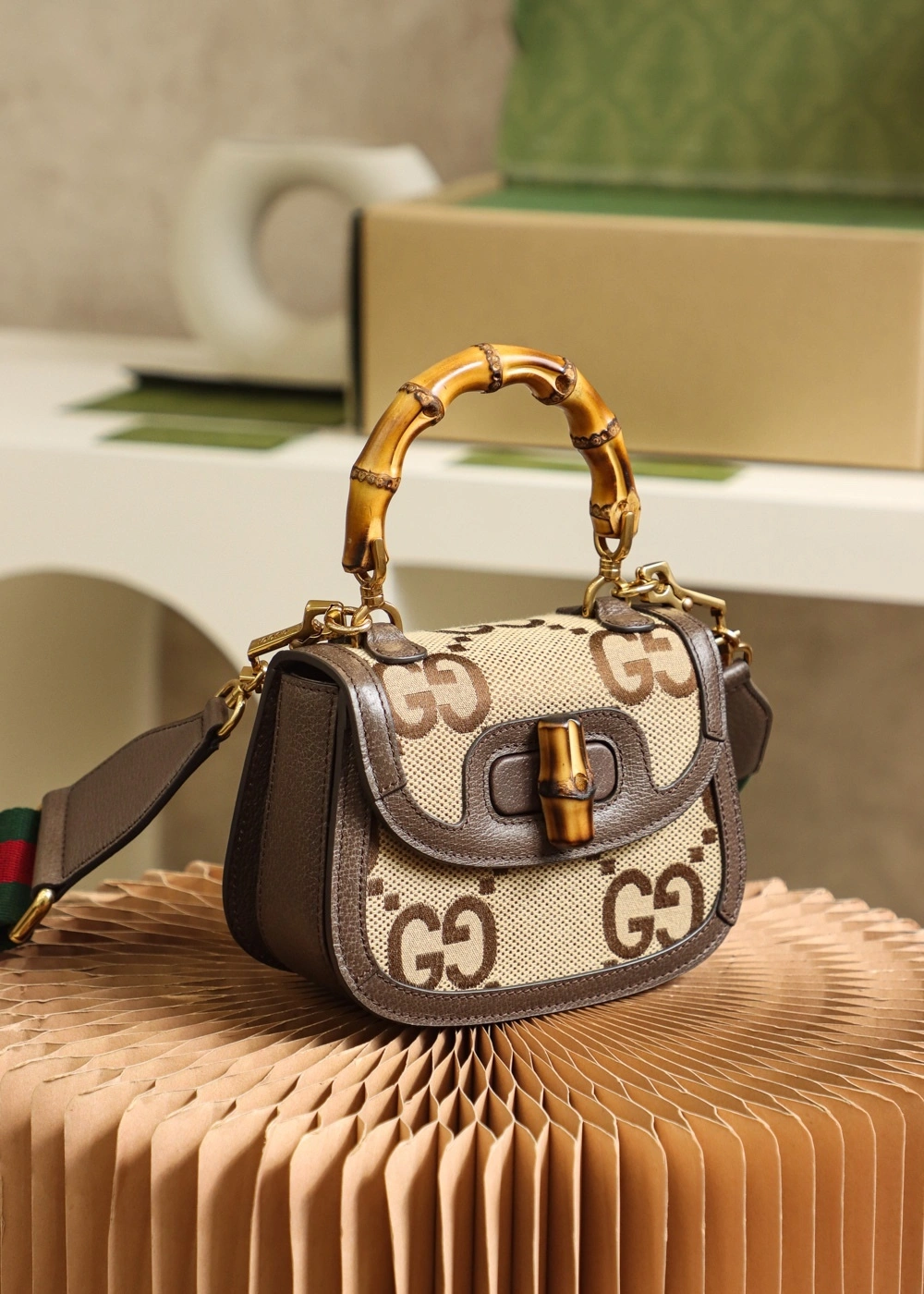 MOMO-- 6u33i 686864-UQLBT-2570 item:D-B000G3131