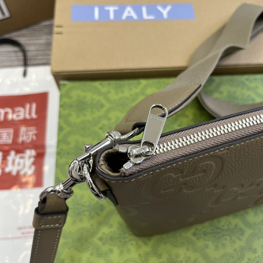 MOMO-- 6u33i 696009-AABY7-2801 high quality version item:E-B815K2039