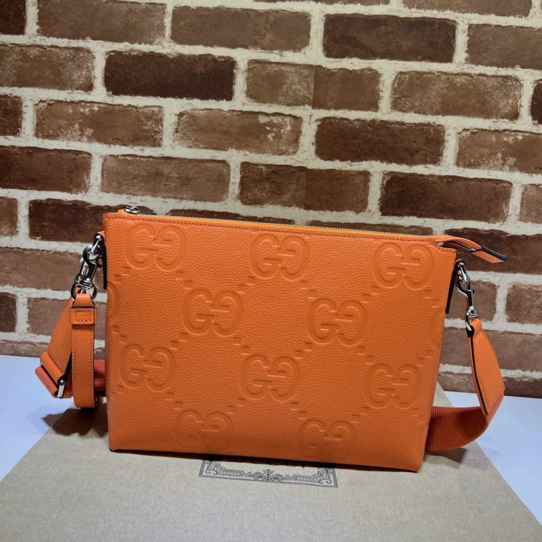 MOMO-- 6u33i 696009-AABY7-7505 item:D-B063G2644