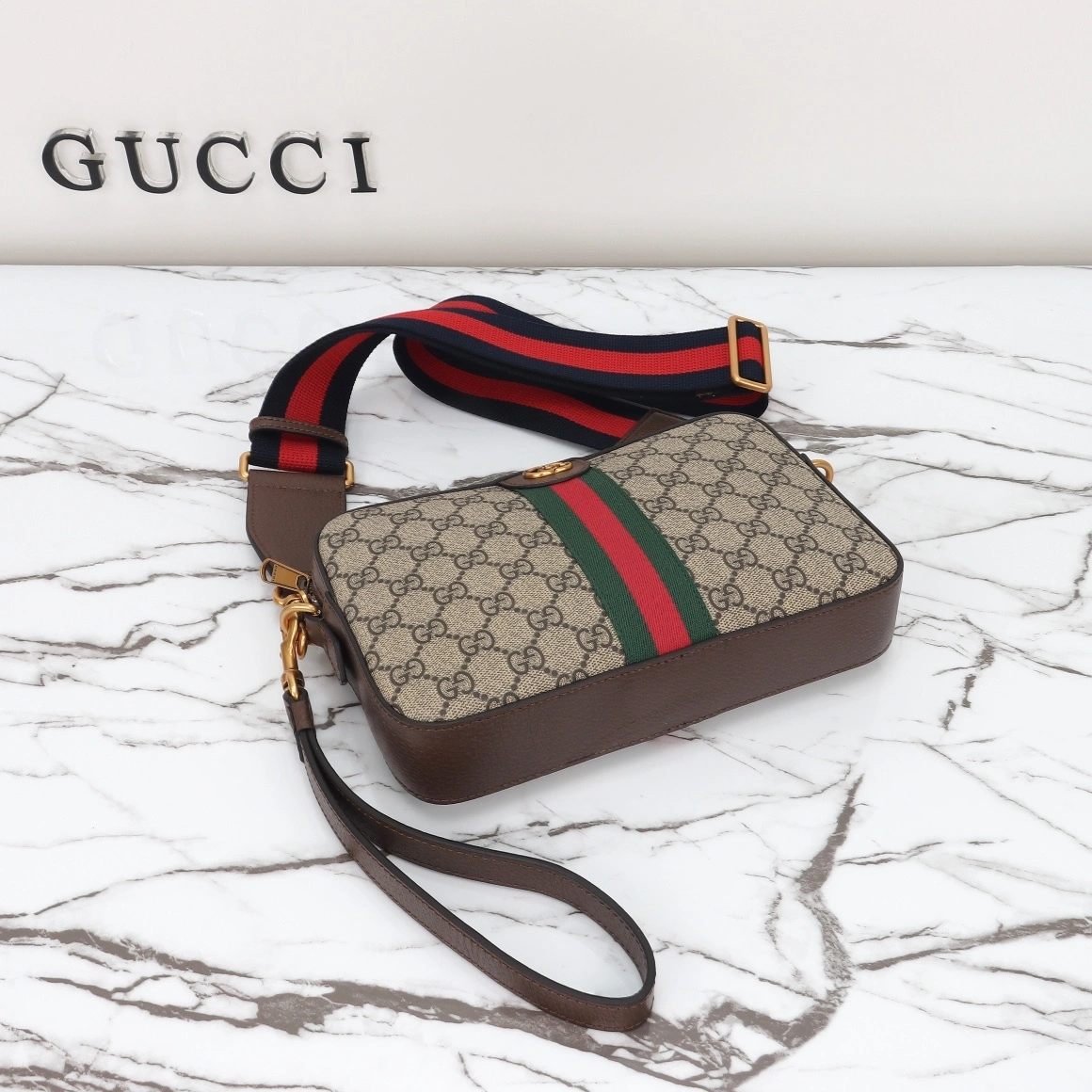 MOMO-- 6u33i 699439-9C2ST-8920 item:D-B000G2301