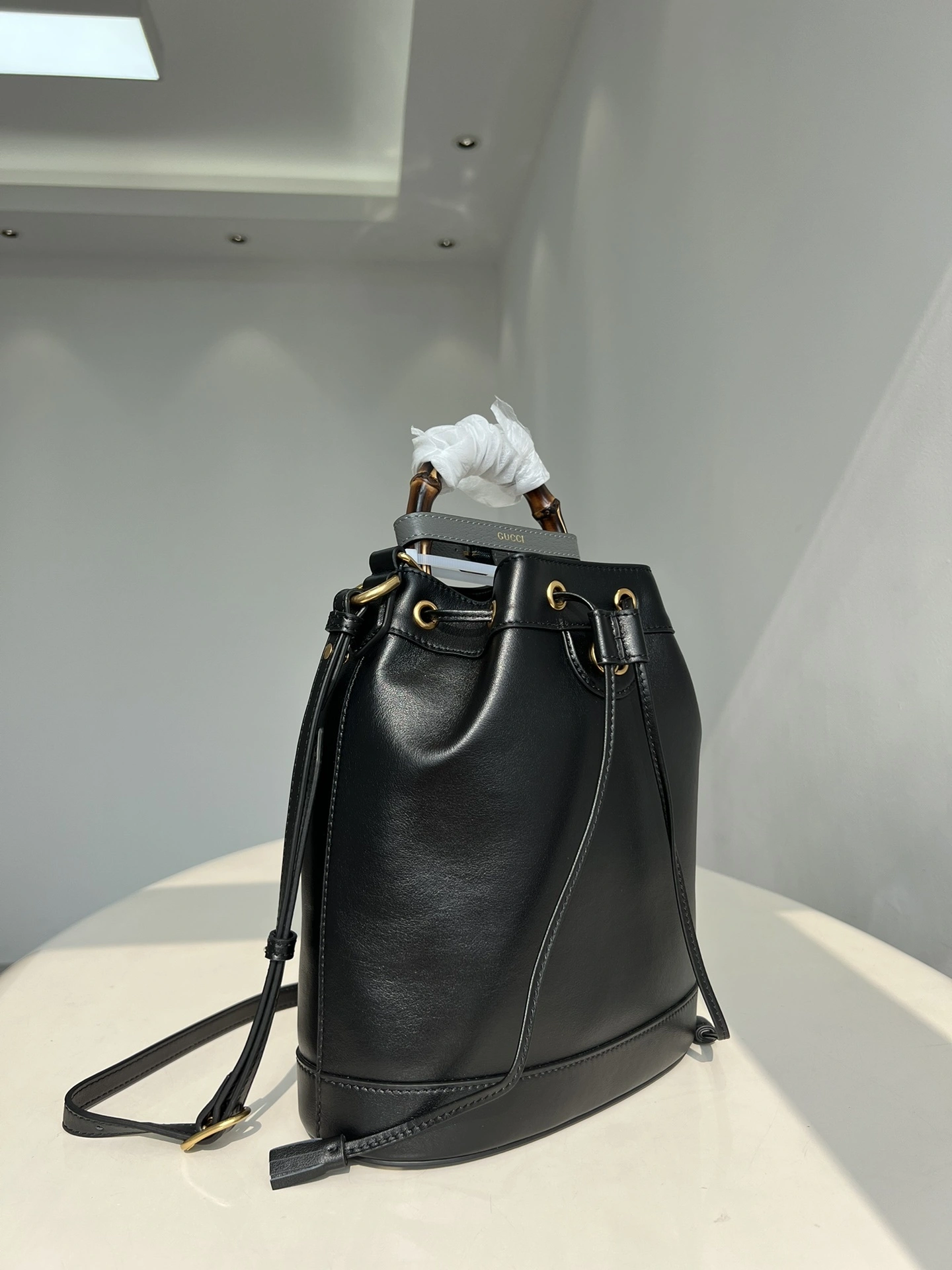 MOMO-- 6u33i 724667-UAAAY-1092 item:D-B432F2067