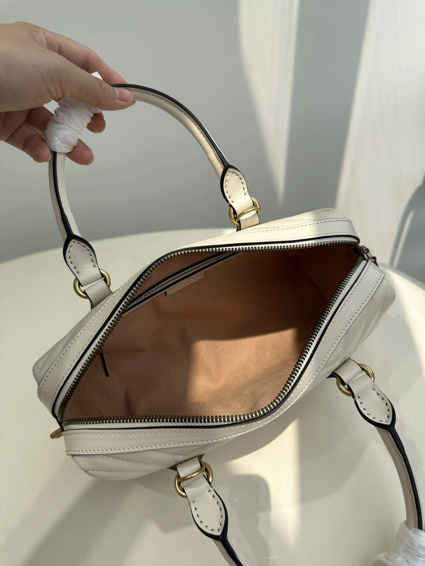 MOMO-- 6u33i 746319-AABZB-9022 GGMarmont Calfskin item:D-B432F2405