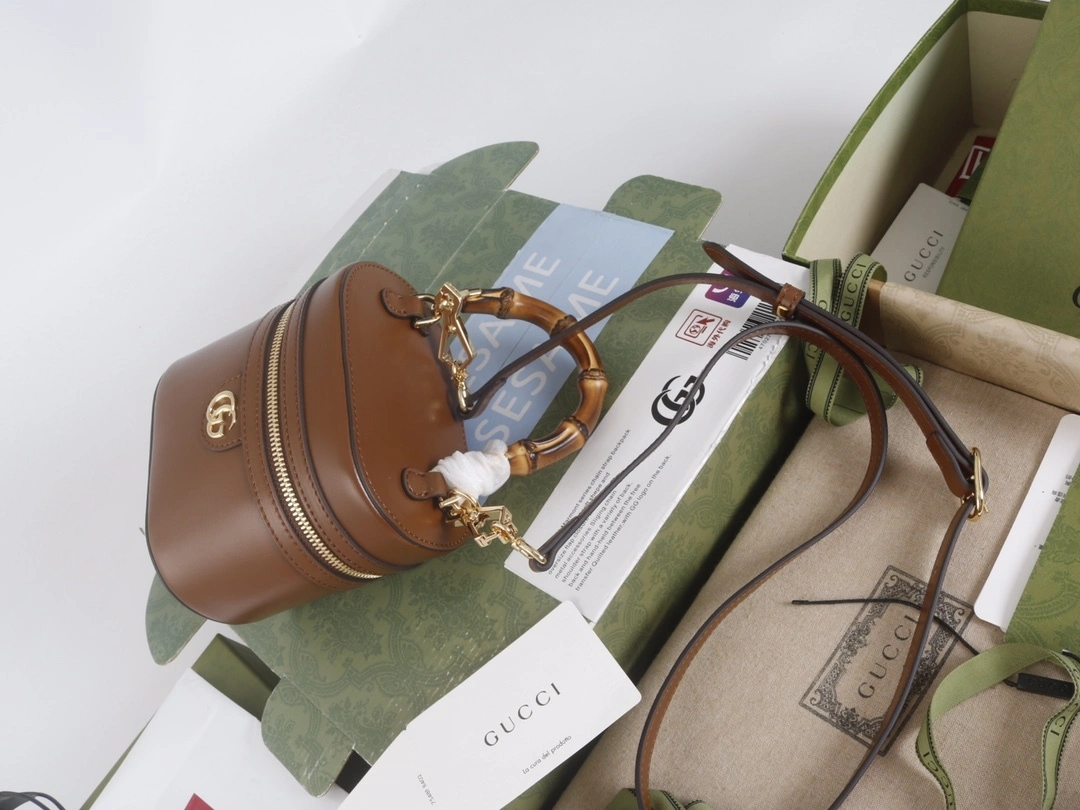 MOMO-- 6u33i 760200 10O0G 2535 high quality version item:D-B000K2303
