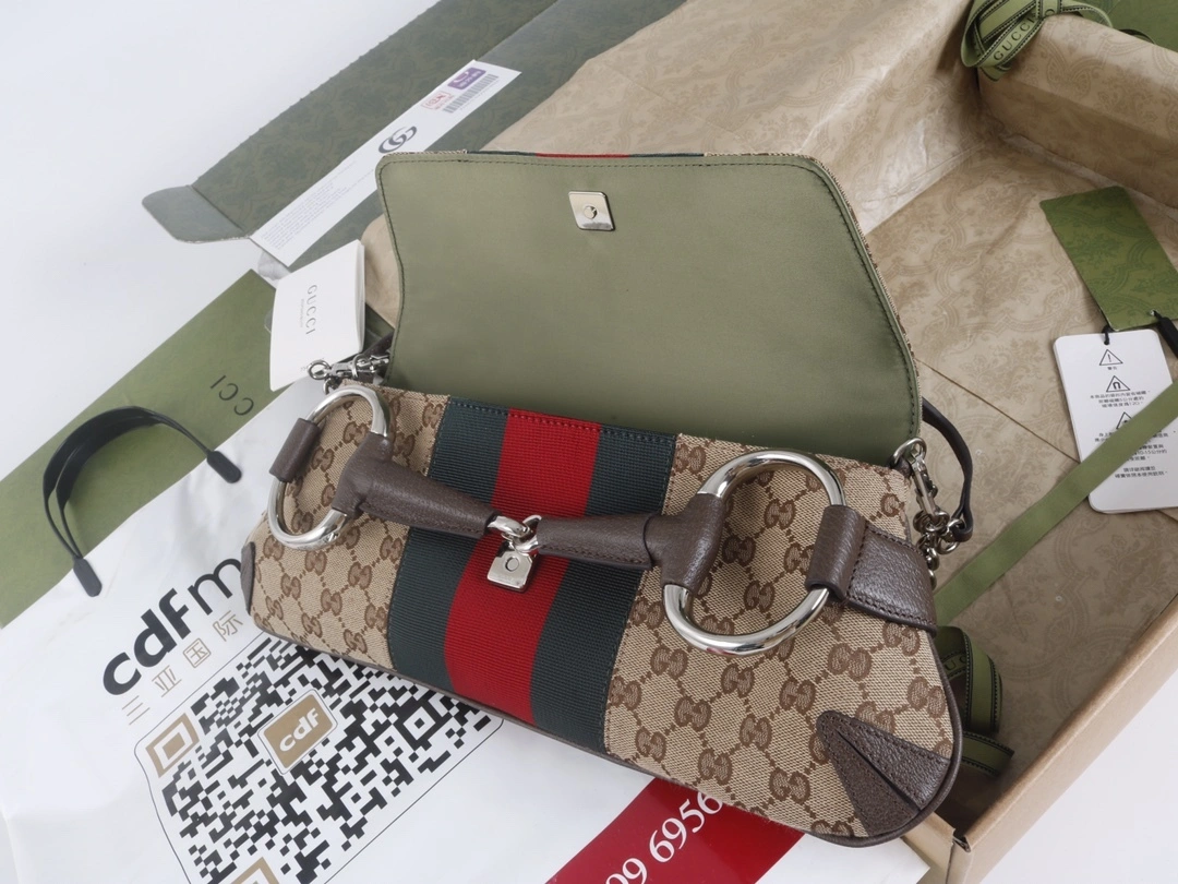 MOMO-- 6u33i 764255 FACM2 8747 cowhide high quality version item:D-B000K2325